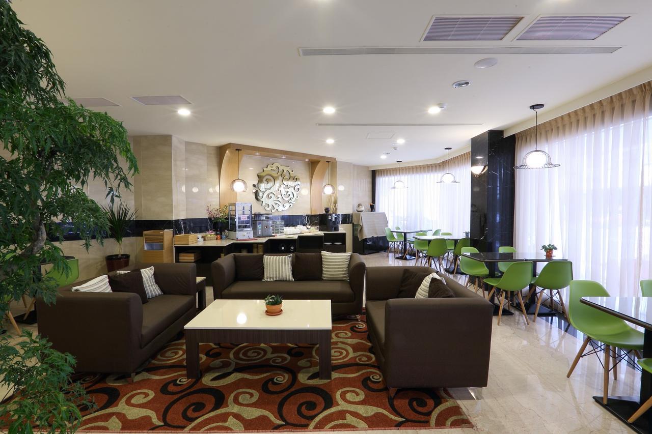 Maple Hotel Tainan Dış mekan fotoğraf