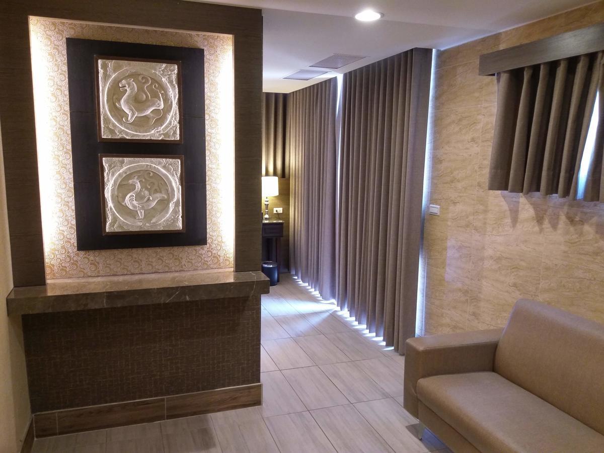Maple Hotel Tainan Dış mekan fotoğraf
